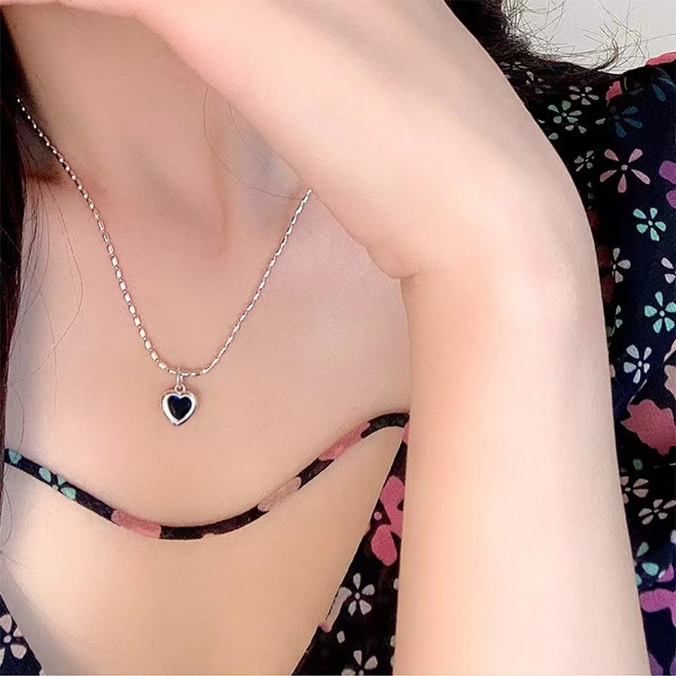 Colored Loving Heart Zircon Necklace For Women