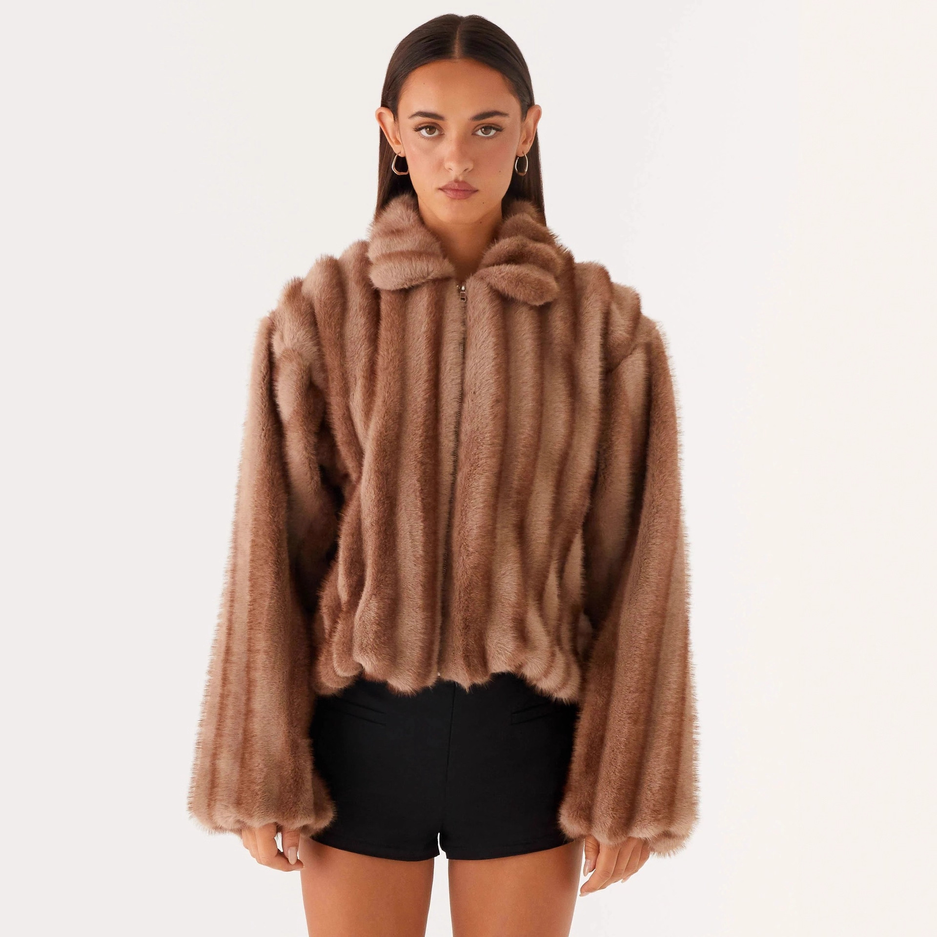 https://cf.cjdropshipping.com/quick/product/8366e287-b3f1-437f-91aa-16ab06be115a.jpg