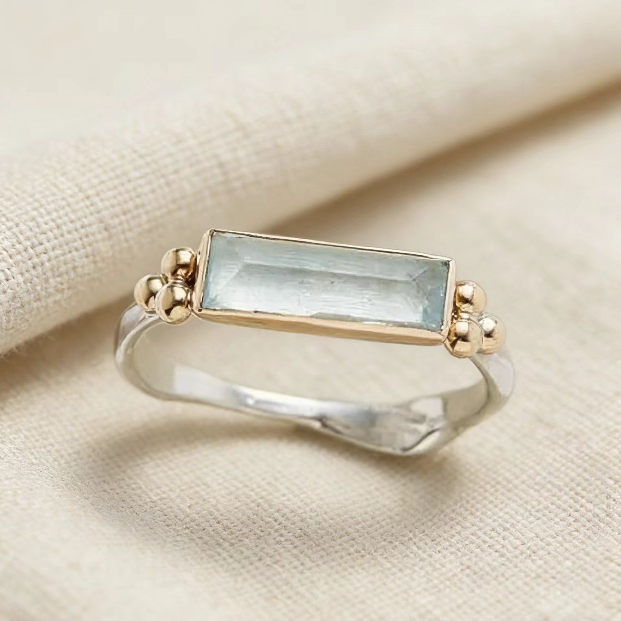 Women's Geometric Quadrilateral Diamond-Encrusted Ring