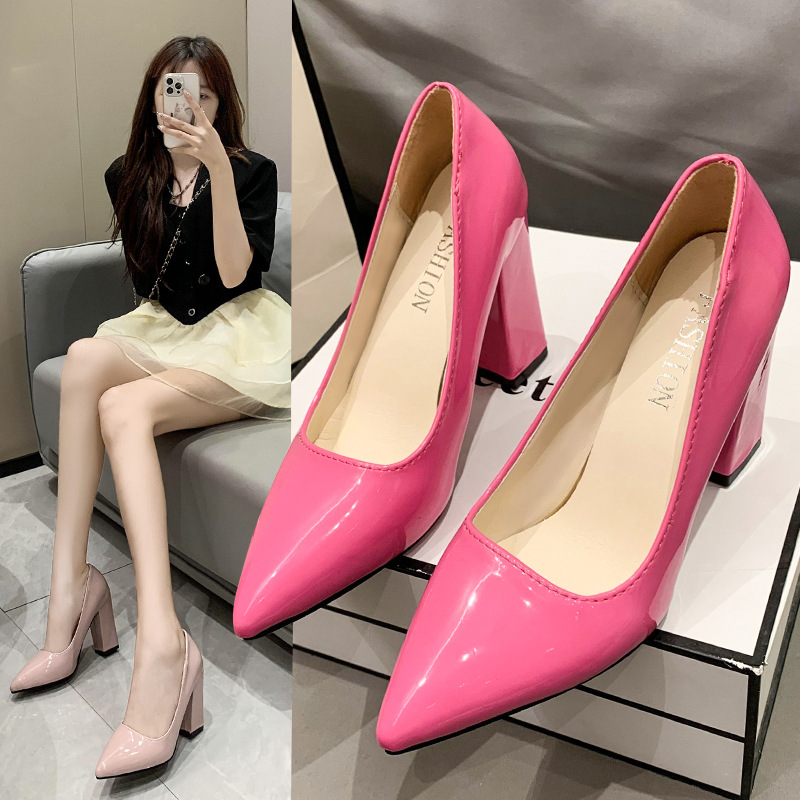 Women's Pointed-toe Low-heeled Chunky Heel Pumps
