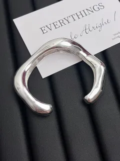 Niche Designer Abstract Exaggerated Irregular Silver Pigment Ring Bracelet - Exquisite Bracelet - View 1