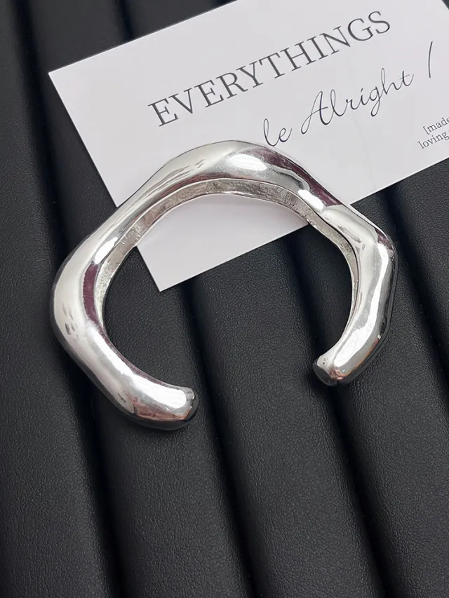 Niche Designer Abstract Exaggerated Irregular Silver Pigment Ring Bracelet Exquisite Bracelet - Shop at LoveMi