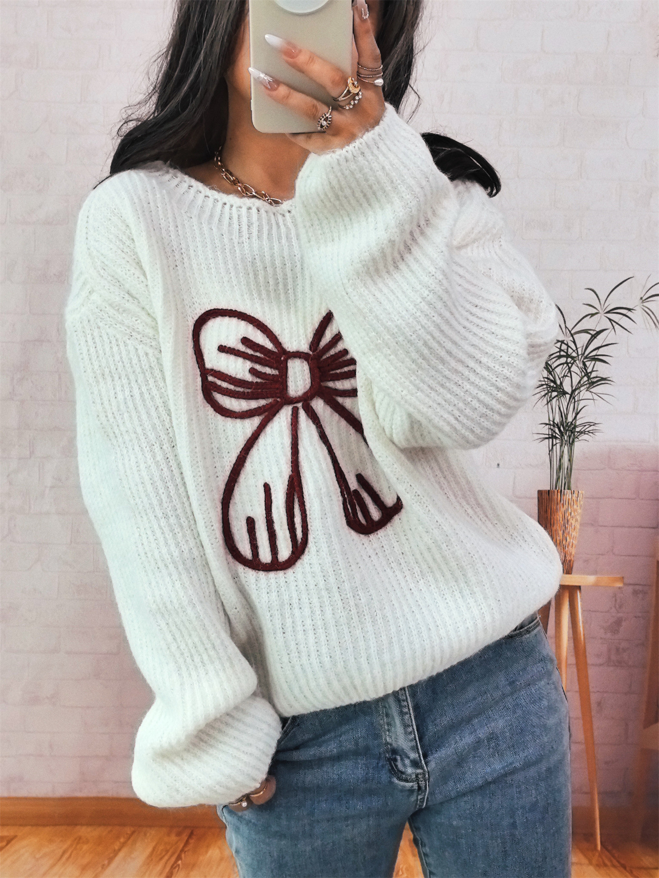 Simple Casual Bow Embroidery Decoration Knitted Long Sleeve Sweater