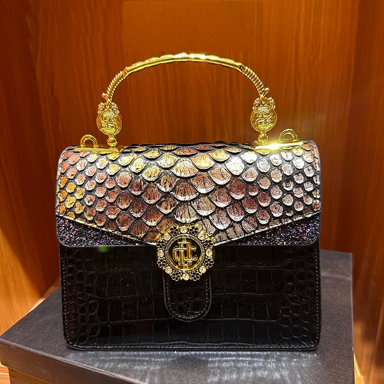 Geantă pătrată mică cu model la scară dragon Stil vintage pentru navetă