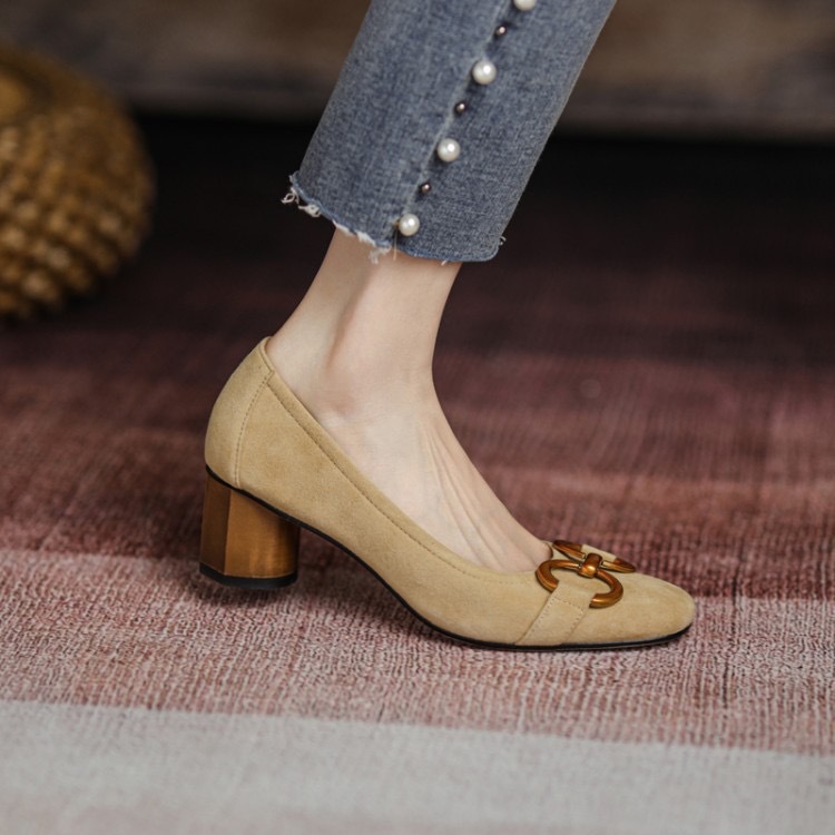 Suede Chunky-Heel High Heels, picture 3 of 5