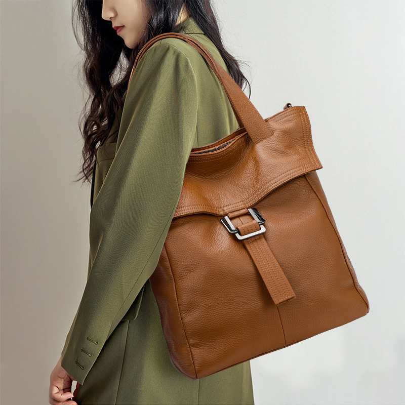 Single-shoulder Bagcrossbody Bag Made Capacity And Soft Leather