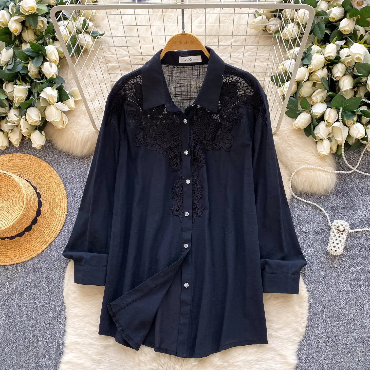 French-style Gentle Aesthetic Embroidered Hollow-out Breathable Shirt