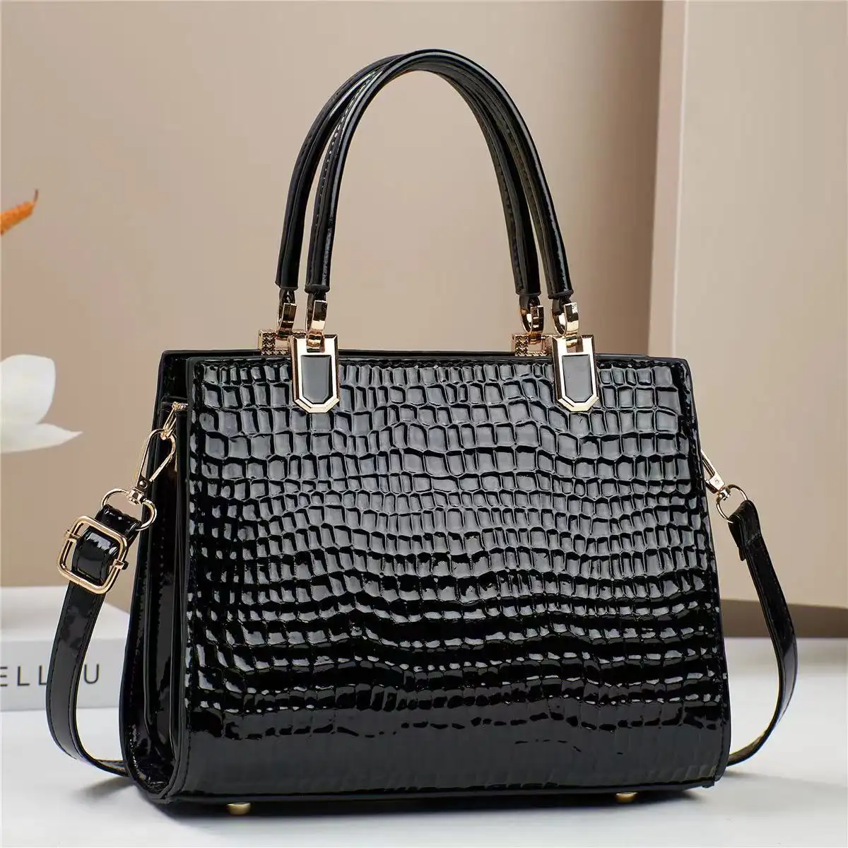 Large Capacity New Hand-carrying Women's Texture One Shoulder Mom Bag