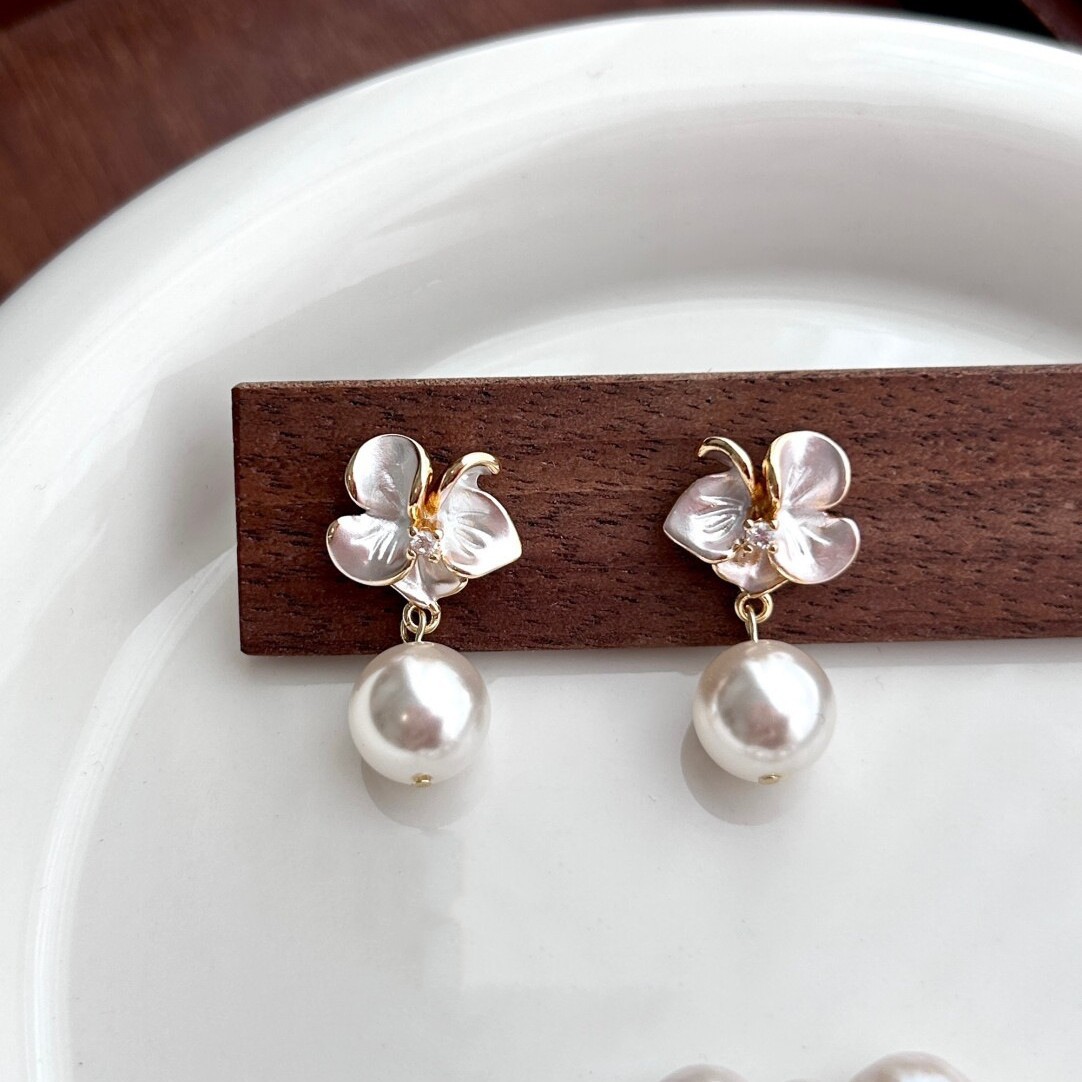 Pearl Lily Flower Earrings For Women