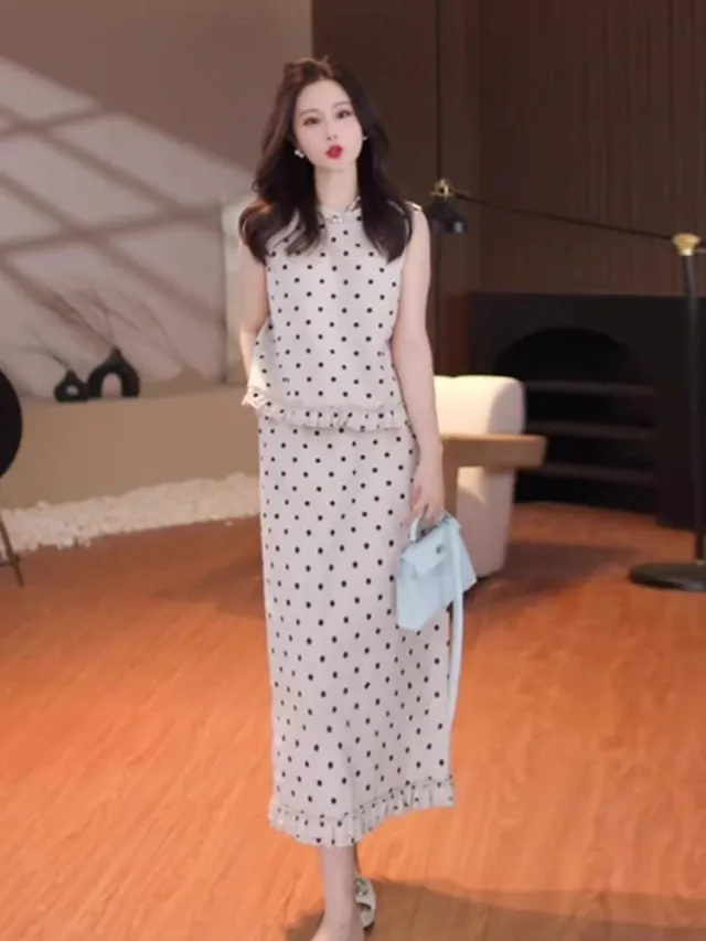 Fashion Simple Anti aging Sleeveless Polka Dot Top Straight Two piece Overskirt Suit Apricot - Shop at LoveMi