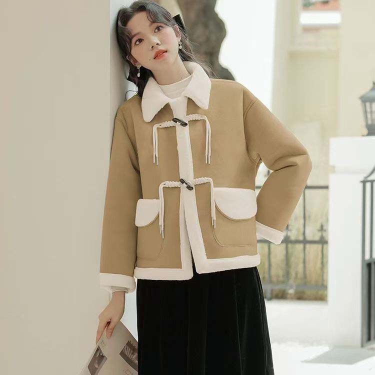 Women's Versatile Round-Neck Short Loose Lambswool Coat