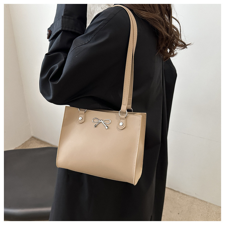 Buy Women's Clothing Online | Buy Trending Dresses for Women