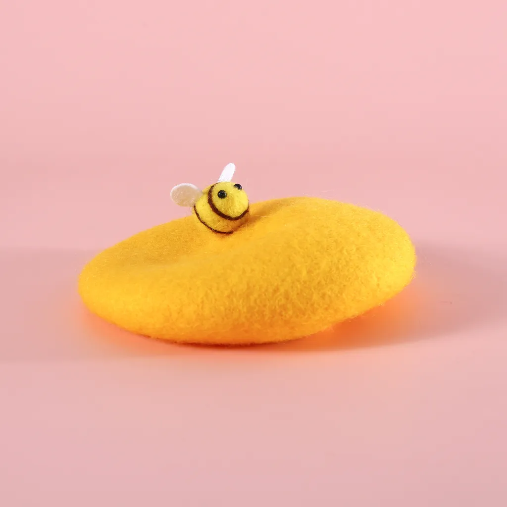 Pet Wool Cartoon Colored Bud Hat - Bee Yellow Beret