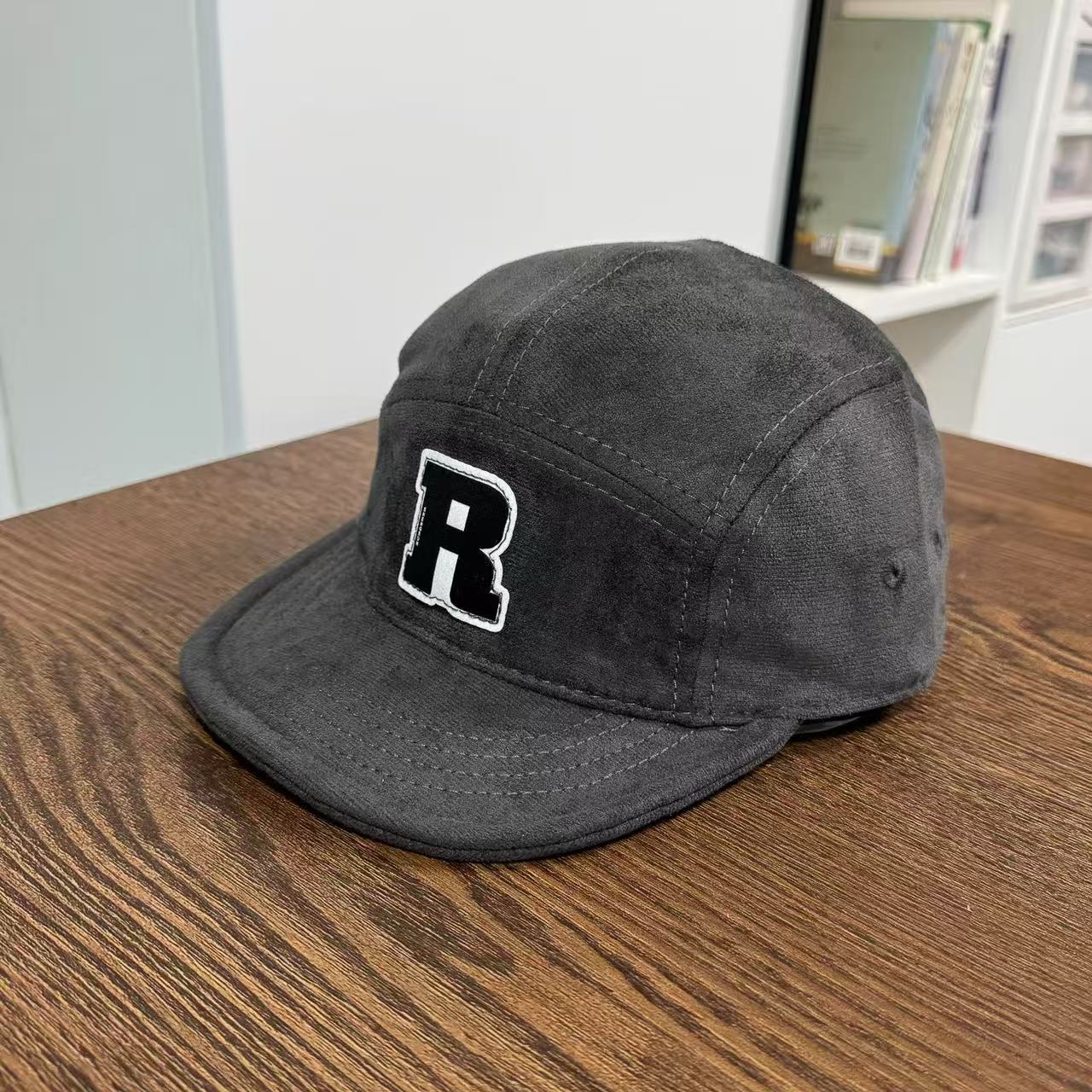 https://cf.cjdropshipping.com/quick/product/8561a4c1-59fb-48b5-9d42-44c25adb7e6a.jpg