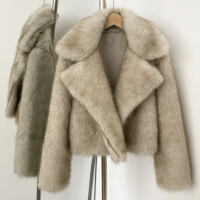Stylish Short Winter Coat With A Suit Collar And Faux Fur Trim Gray - Shop at LoveMi