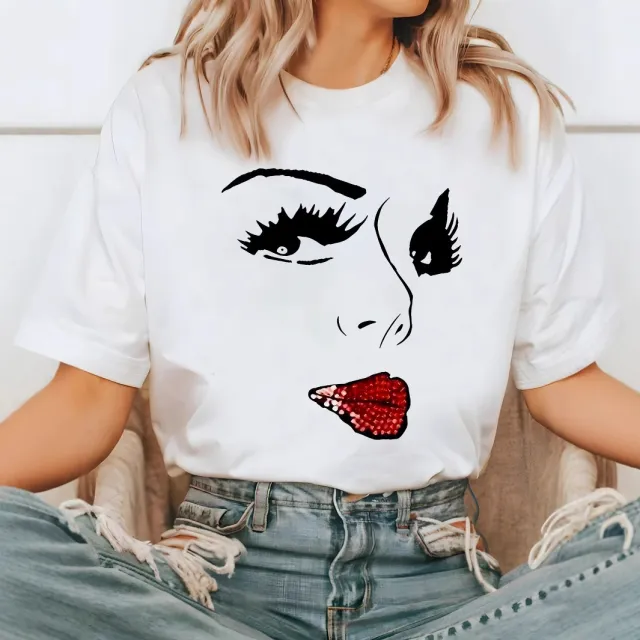Loose fitting Short sleeve T shirt With A Lip print Design White - Shop at LoveMi