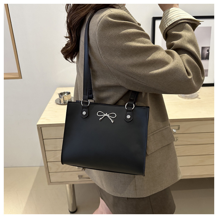 Buy Women's Clothing Online | Buy Trending Dresses for Women