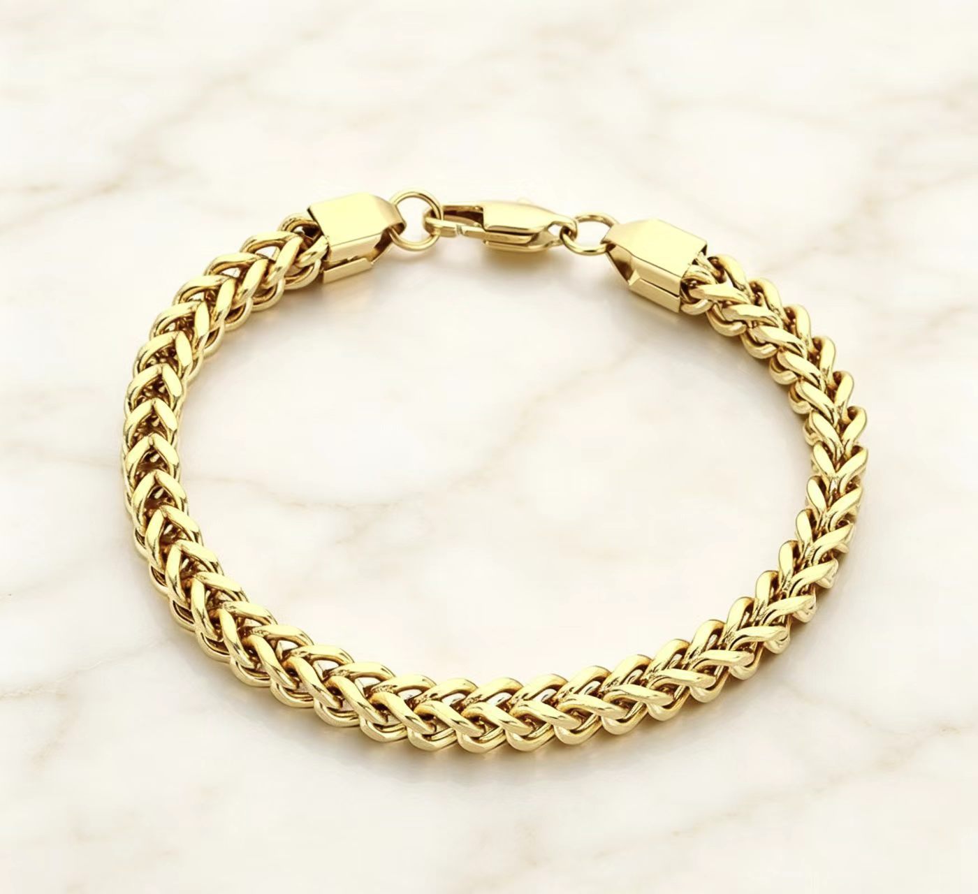 Cuban Link Chain detail