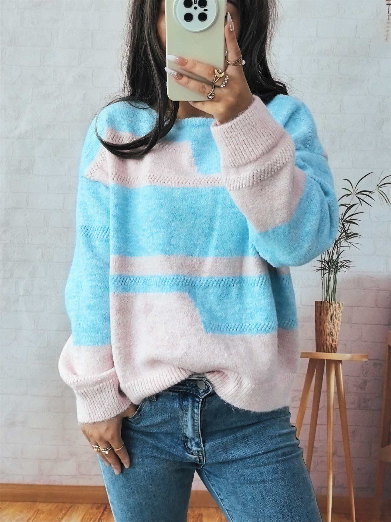 Simple Commute Irregular Contrast Color Round Neck Long Sleeve Sweater