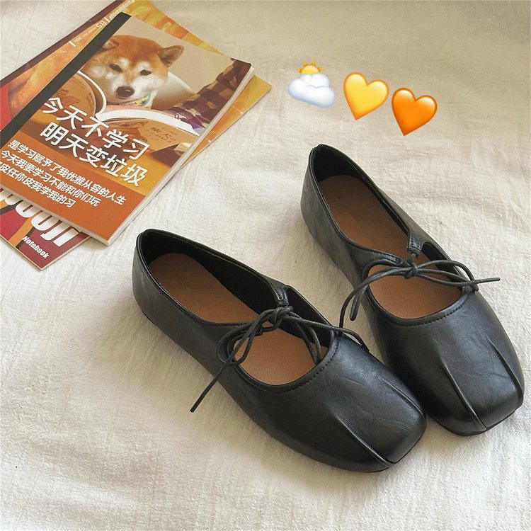 New Round-toe Single-strap Flat Ballet Flats