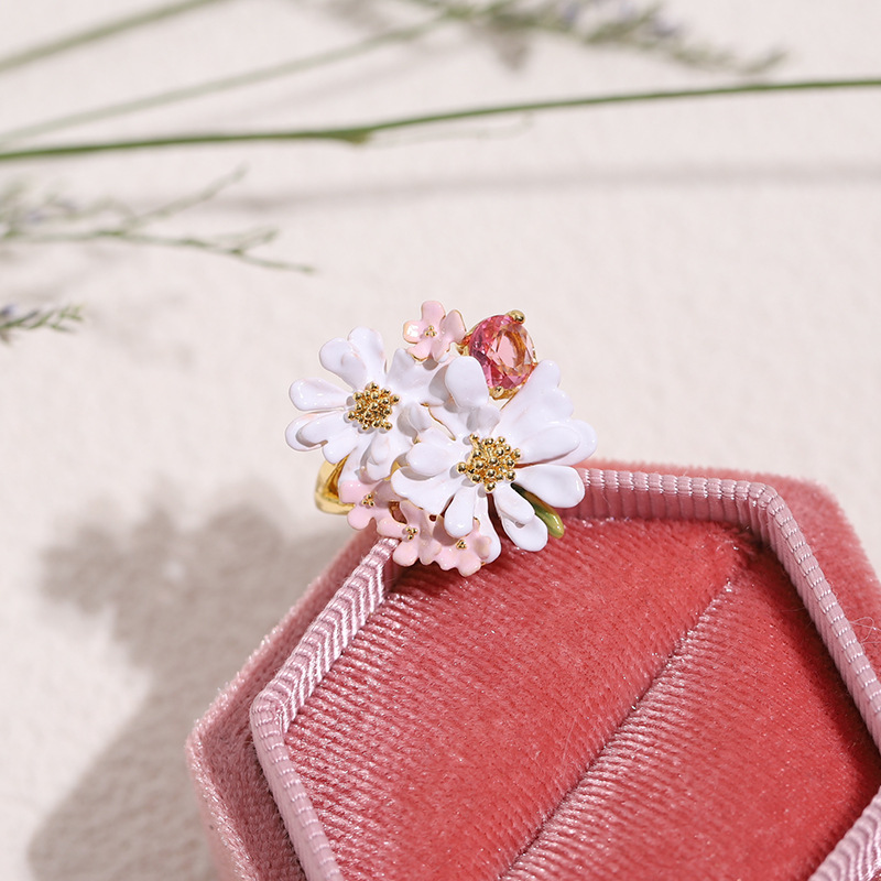 Lace Flower Verbena Zircon Gold Ring