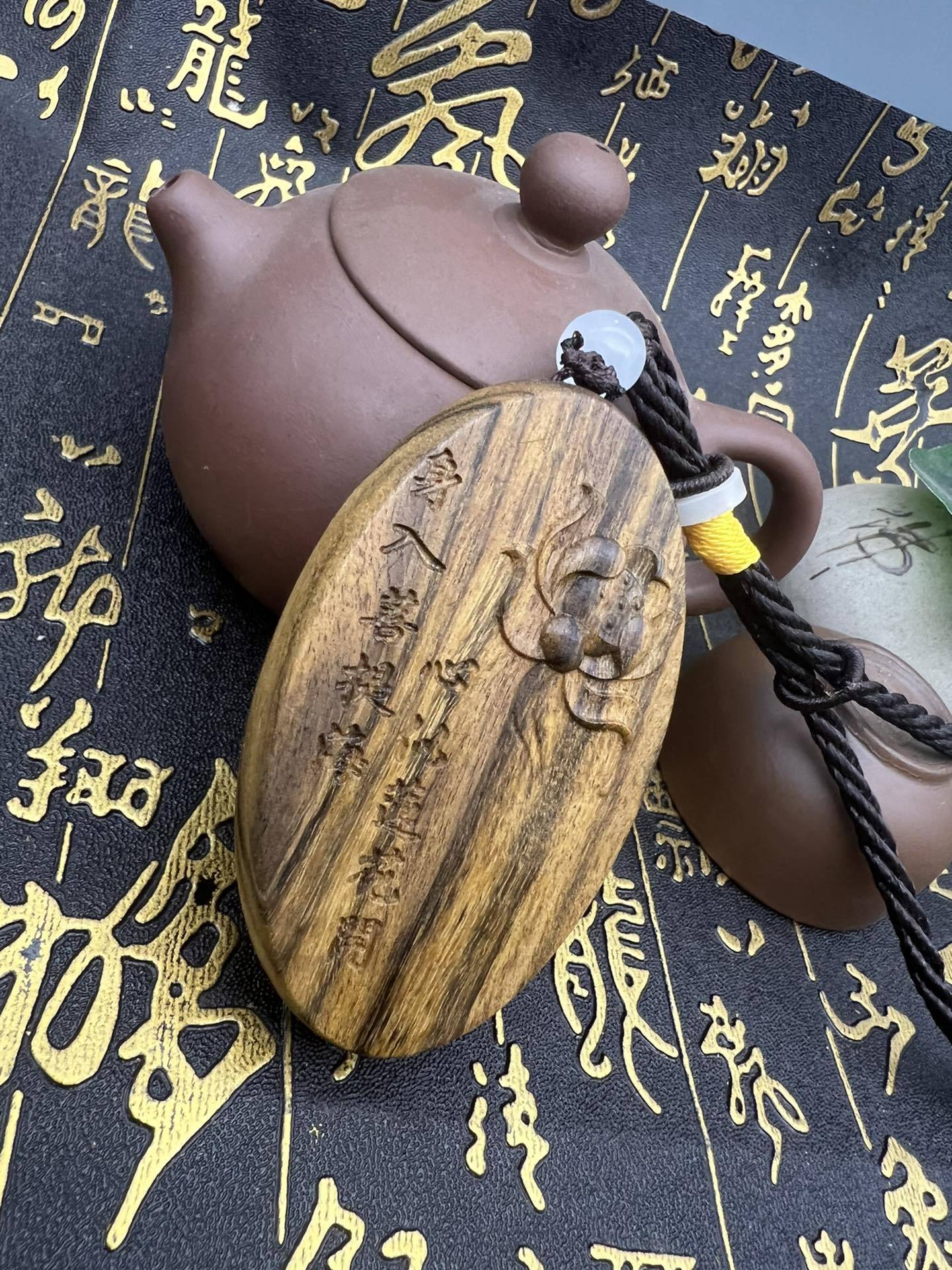 Title 5, Agarwood Kalimantan Buddha Marke Anhänger Holzs...