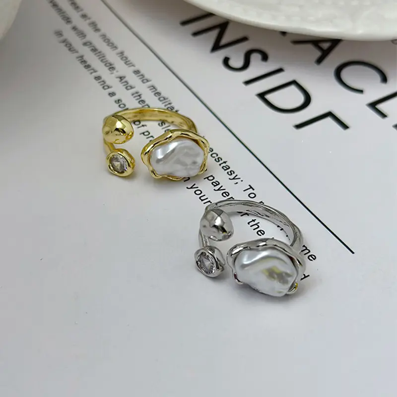 Oval Baroque-style Pearl Open Ring Light Luxury