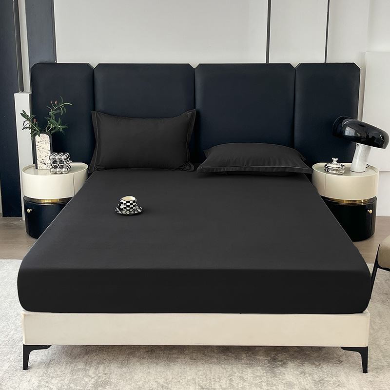Solid Color Four-Piece Bedding Set