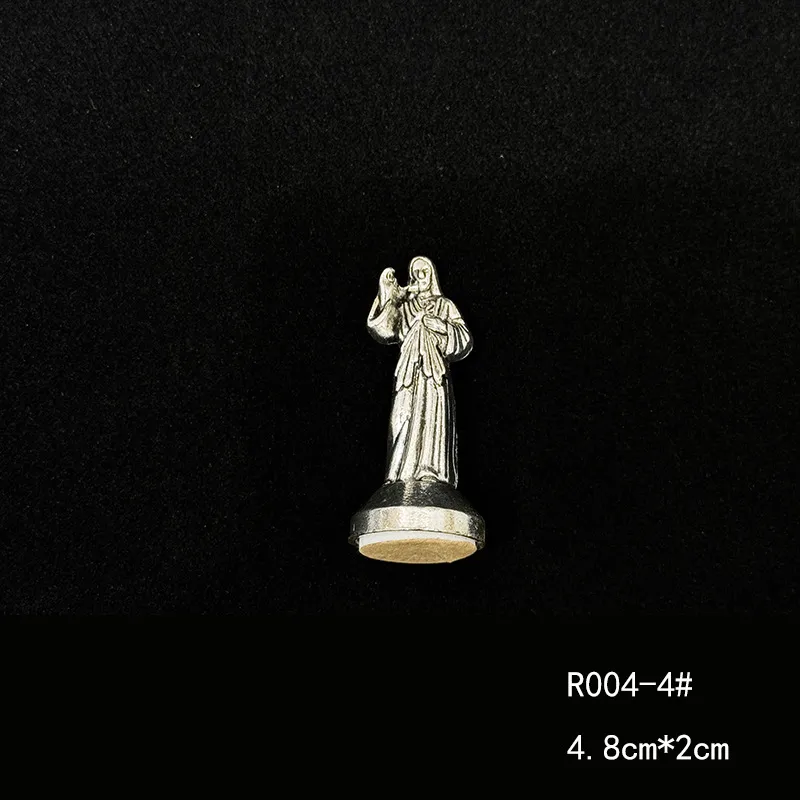 Office Craft Item Madonna Figurine - R0044