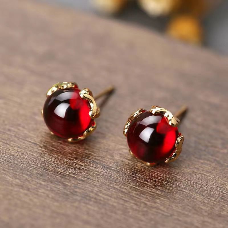 Beeswax Amber Women's Yellow Chicken Grease Eardrops