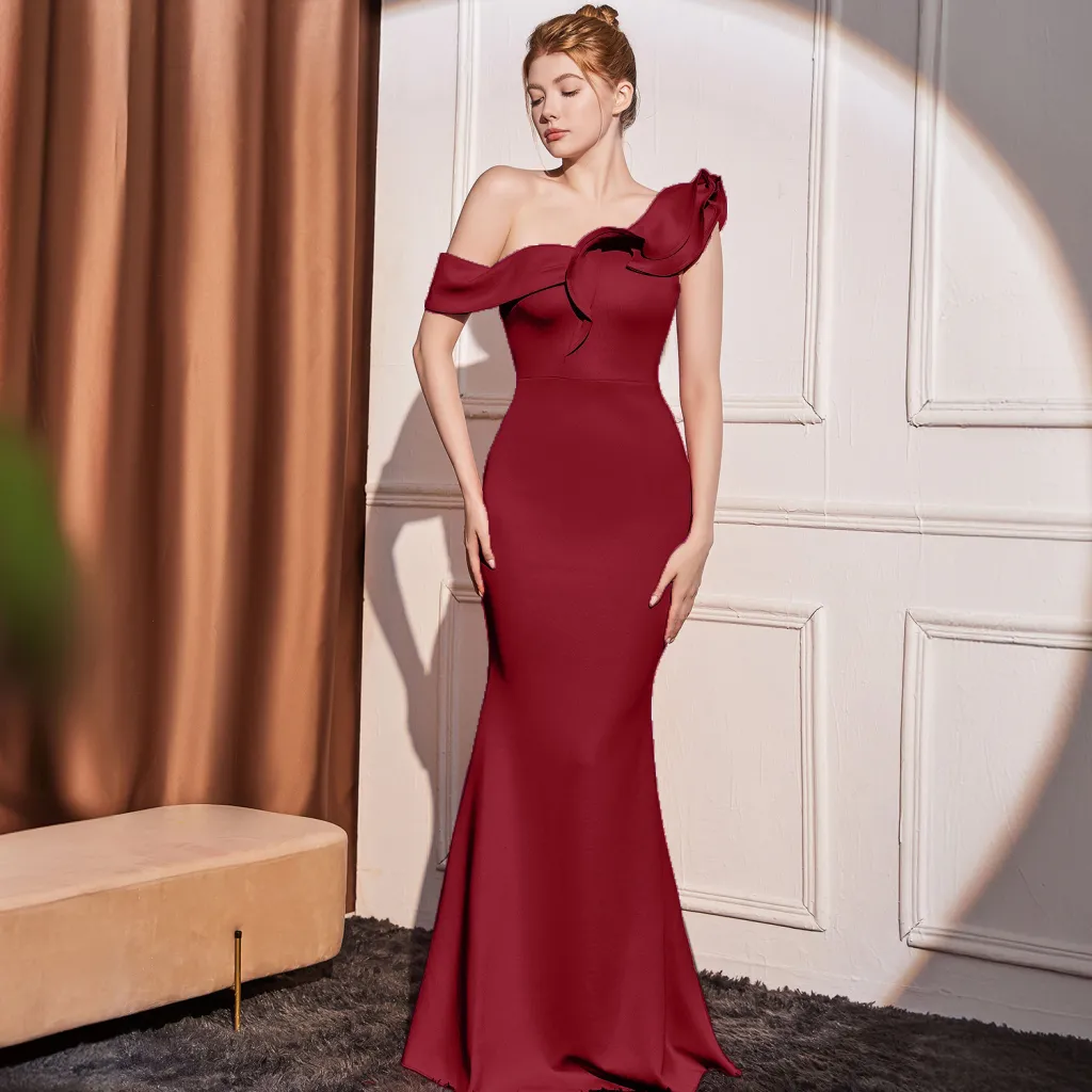 High-end Slant Shoulder Slimming Long Dress - Wine