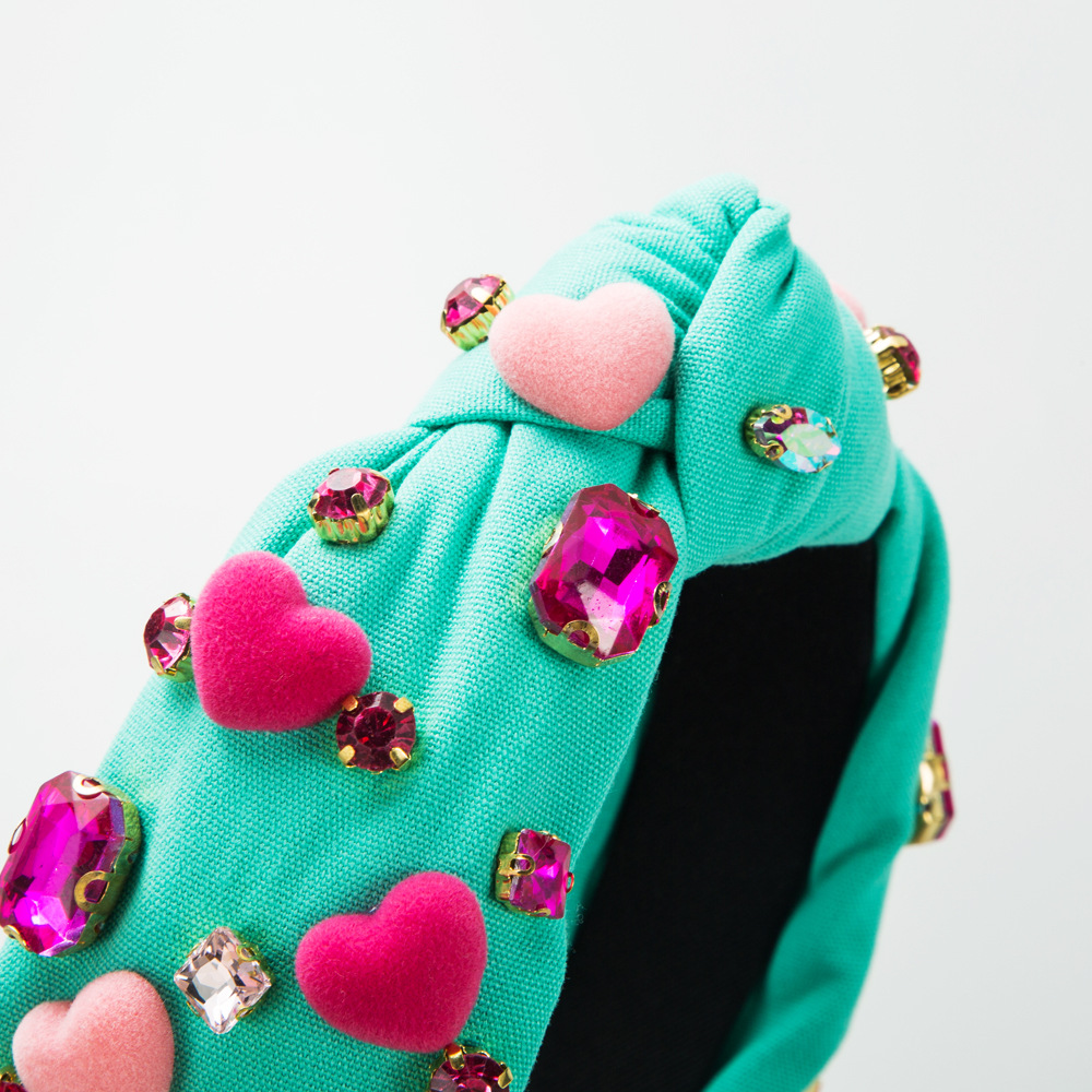 Baroque Valentine's Day Headband Female Hand-stitched Glass Charms Gemstones Sequins With Love — foto 5