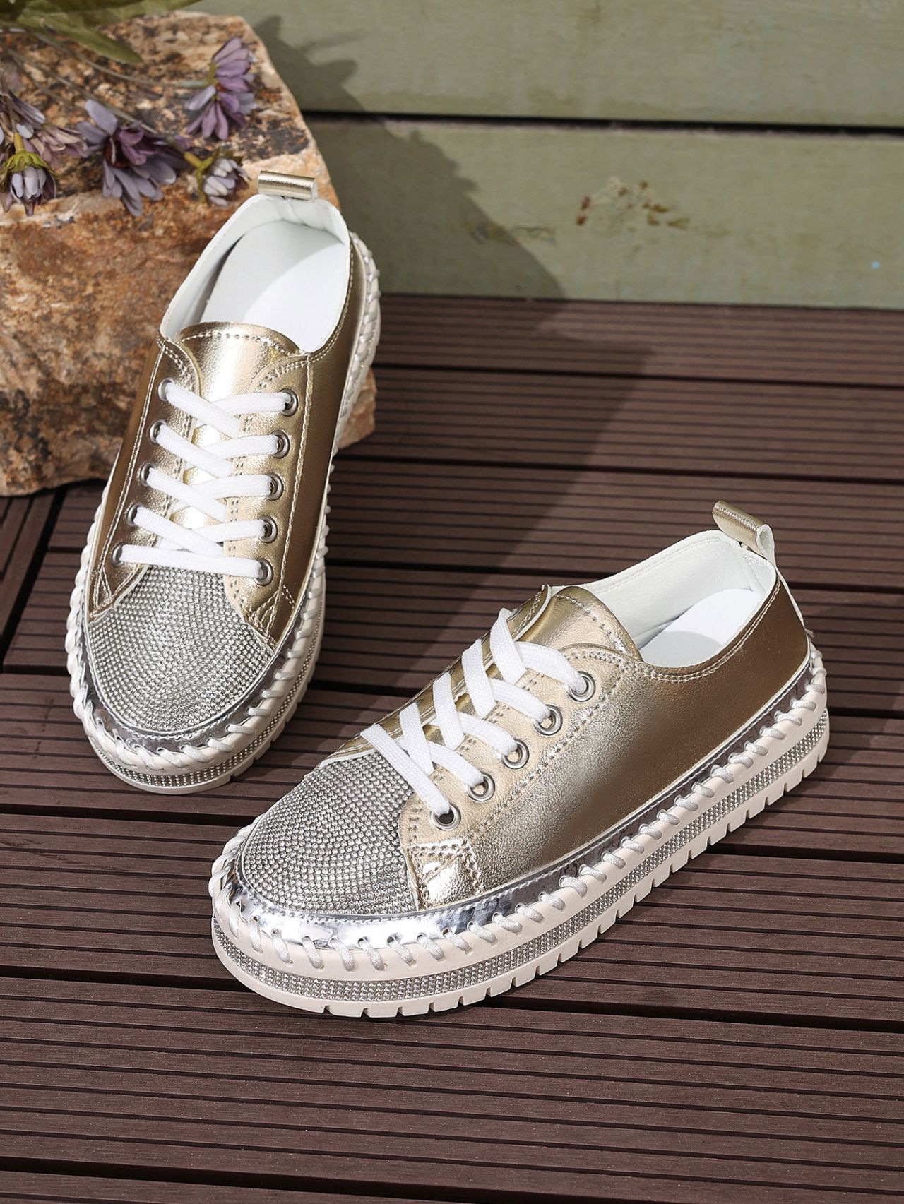 Women’s Plus Size White Sneakers