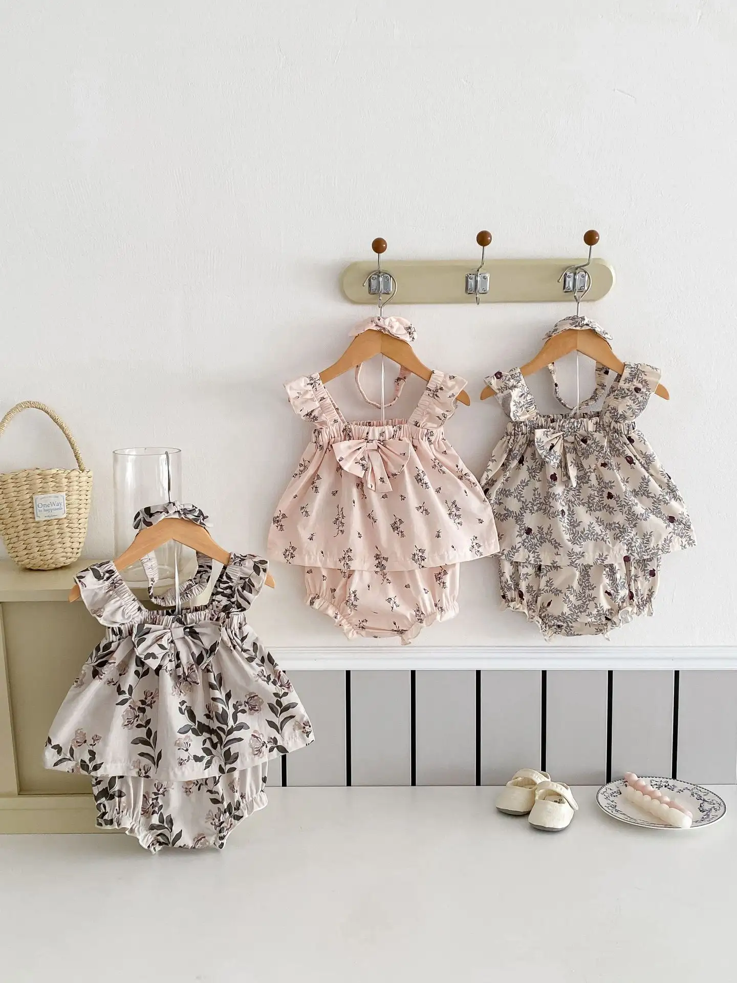 Summer Baby Thin Floral Top Shorts Hair Band 3-piece Set