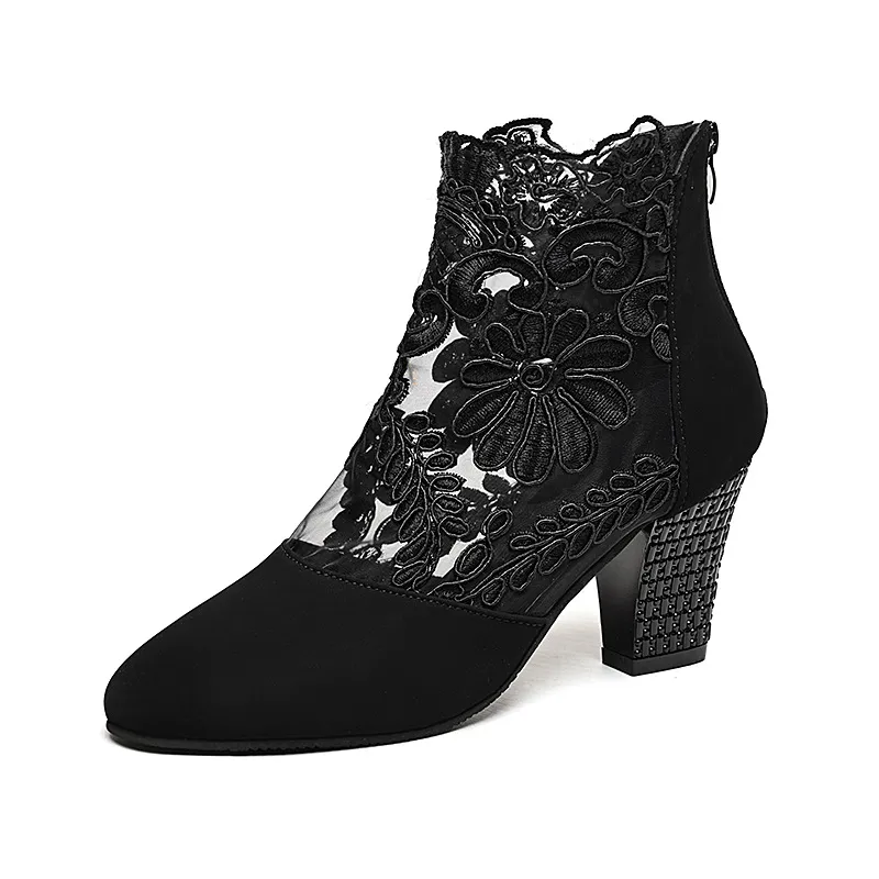 Women's Lace Mesh Chunky Heel Sandals - Black