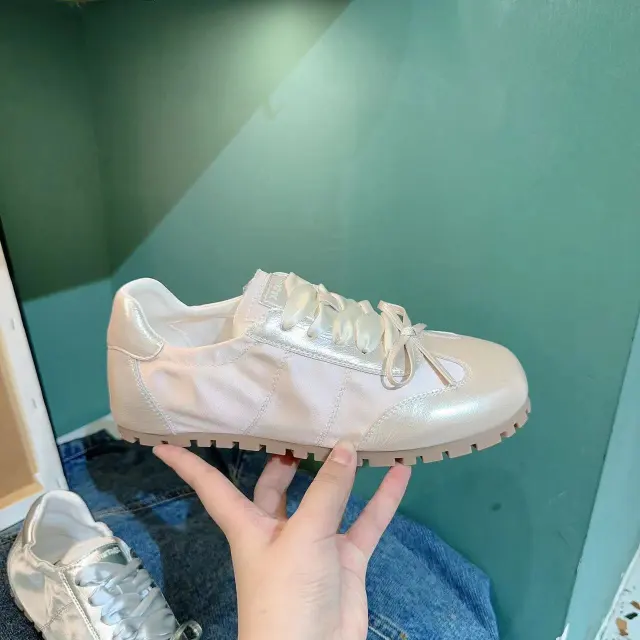 Soft Soled Flats White Shoes Pink - Shop at LoveMi