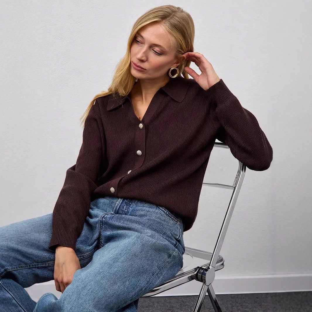 Women's V-neck Casual Fashionable Knitted Cardigan