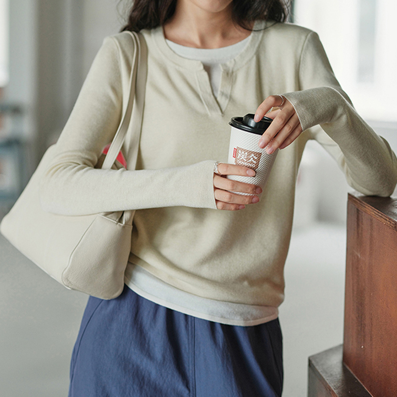 https://cf.cjdropshipping.com/quick/product/879a27b2-1693-46ee-a25e-ea7488d4d2c2.jpg