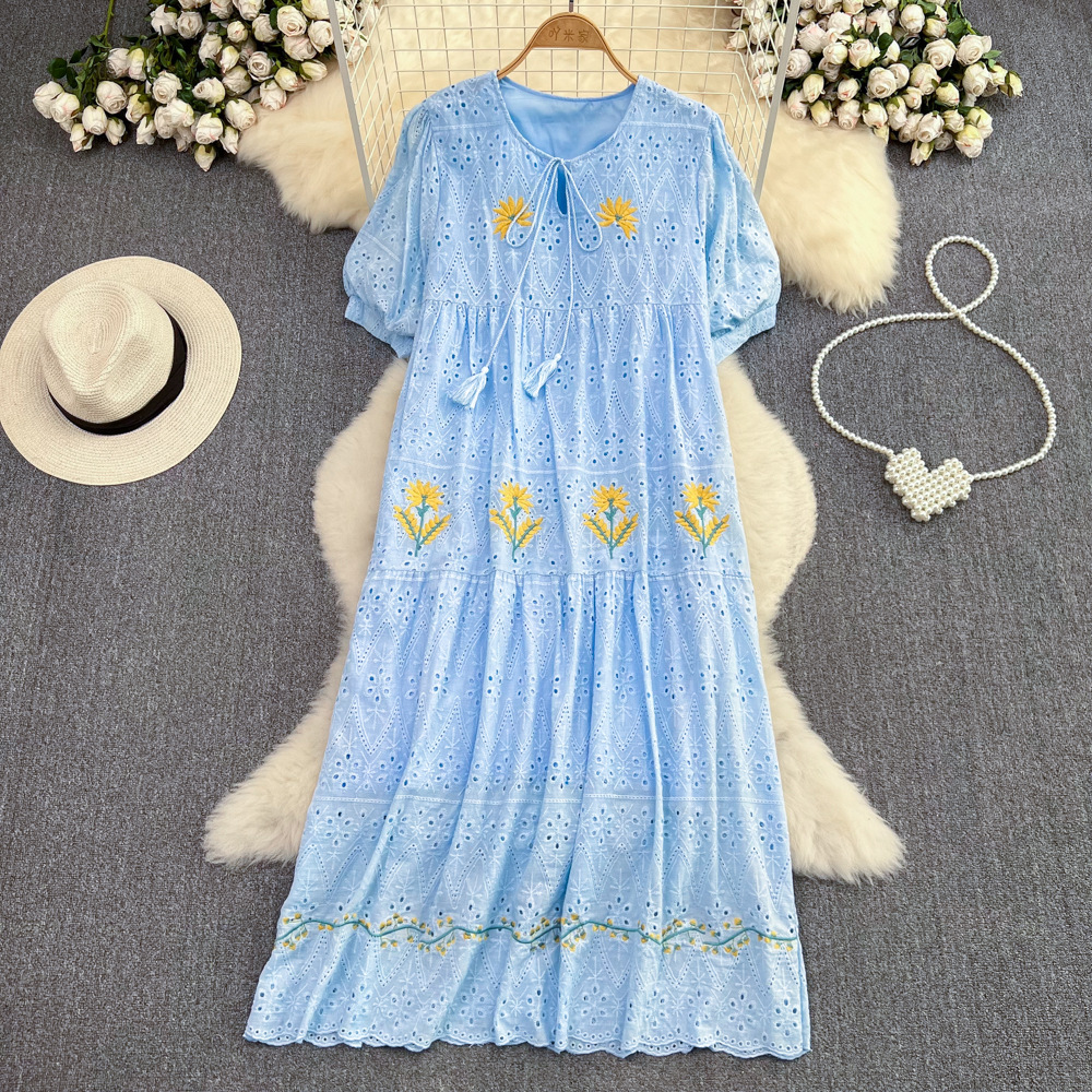 Embroidered Puff-Sleeve Midi Dress, picture 8 of 12