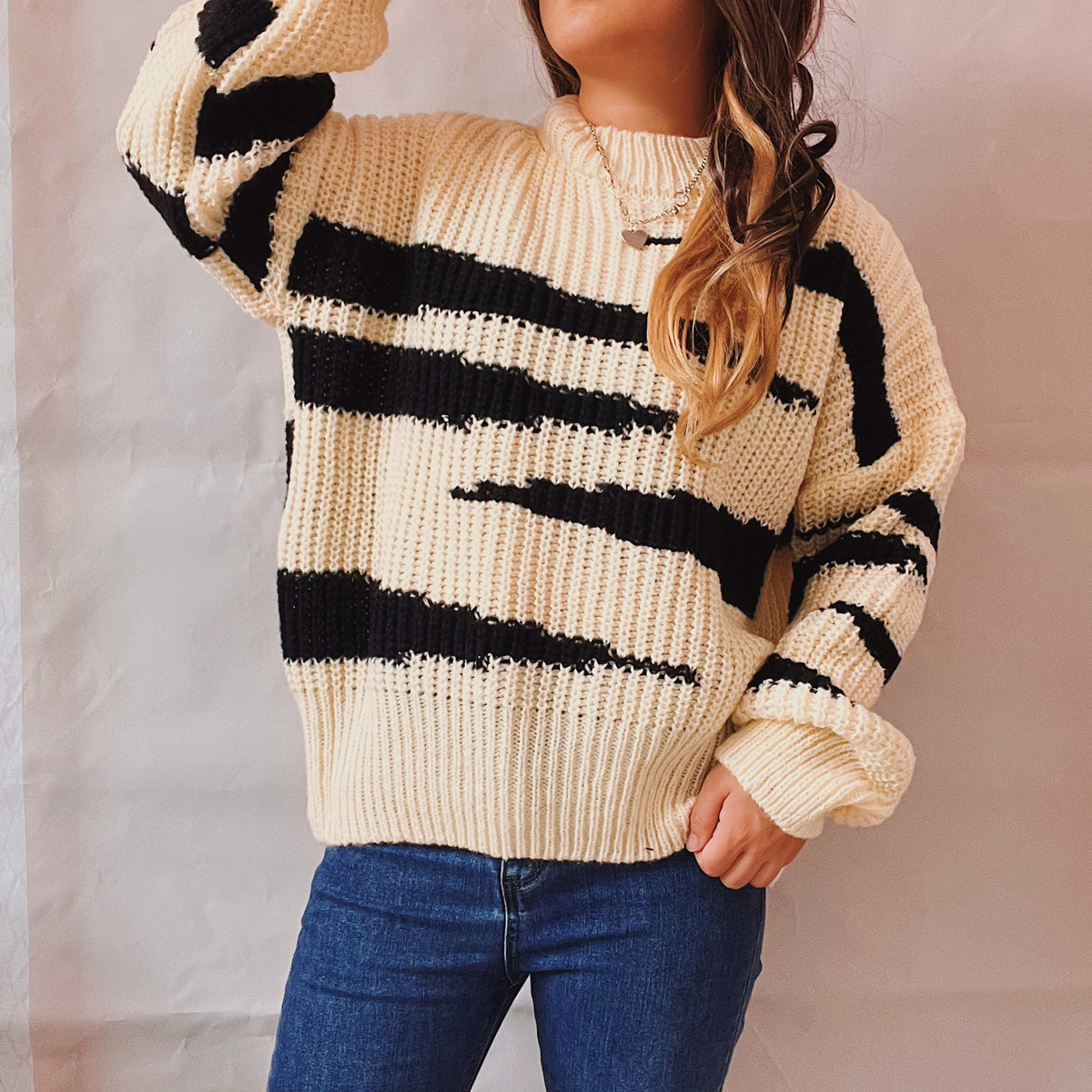 Title 8, Round Neck Long Sleeve Irregular Stripe Contras...