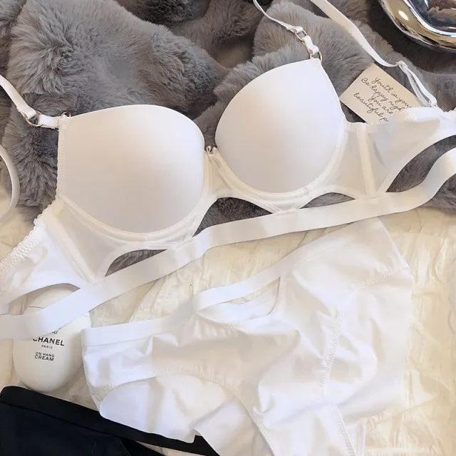 Small Chest Push Up Big Underwear Women's Hollow Soft Wire Accessory Breast Push Up 34 Bra Set White Suit - Shop at LoveMi