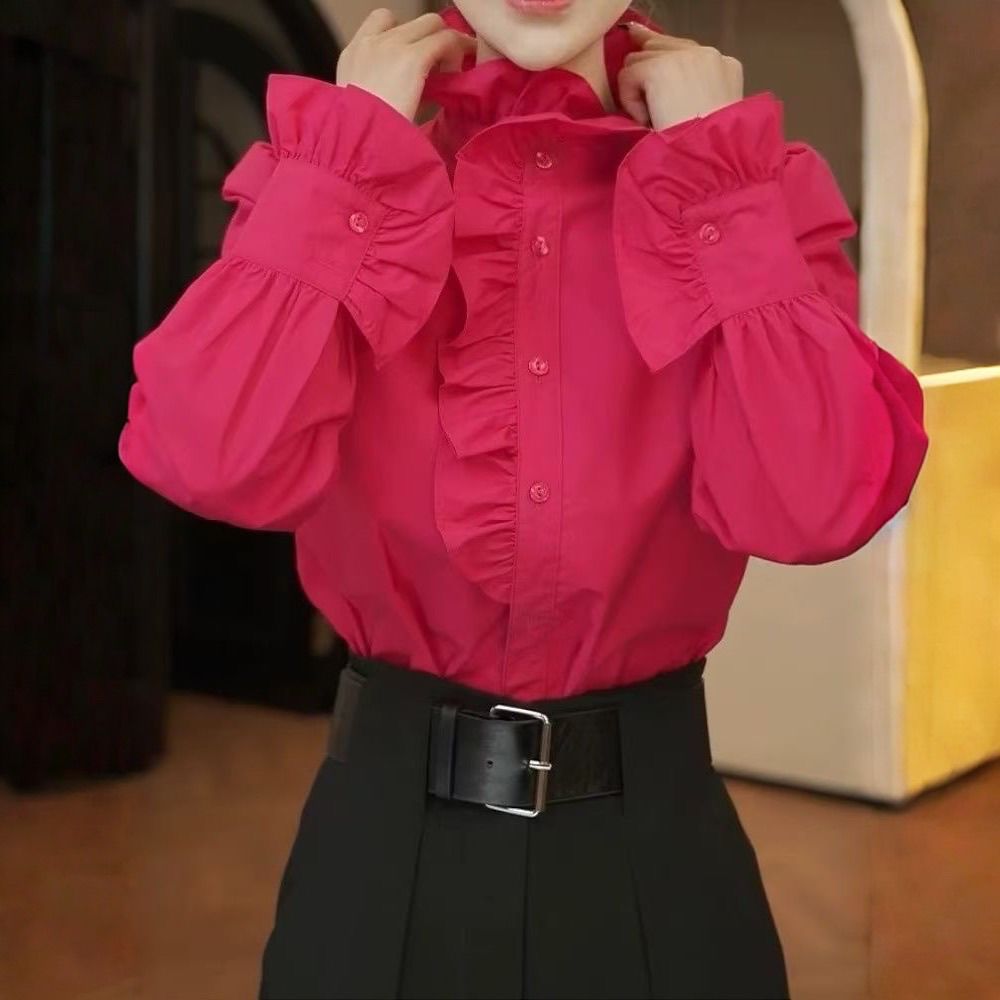 French-style Relaxed Figure-flattering Turtleneck Shirt