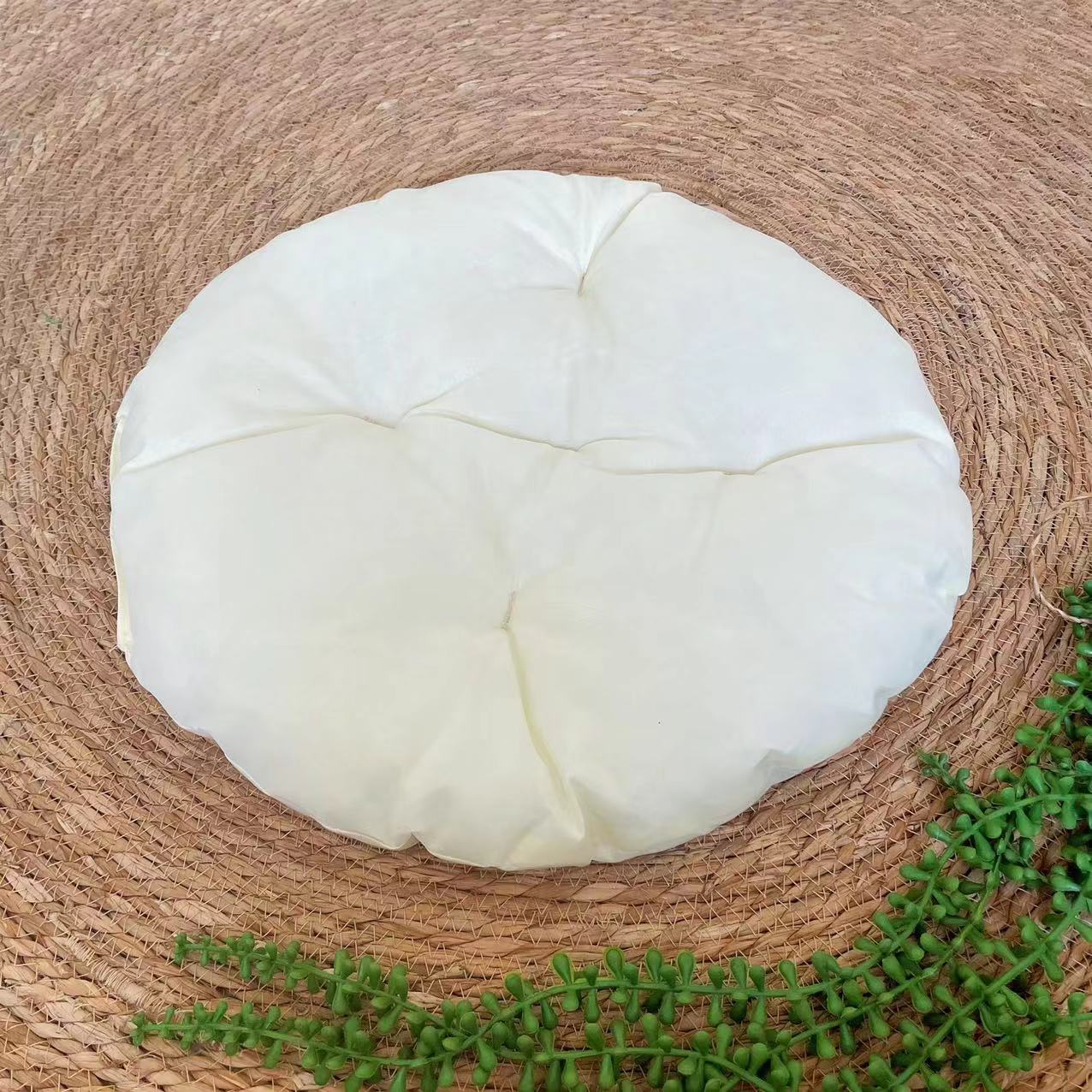 Cozy Round Cat Bed Mat