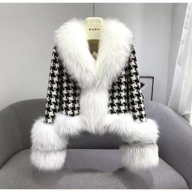 Fur Coat Women's Short Houndstooth Fur Collar Silver Fox Fur Jacket White - Shop at LoveMi
