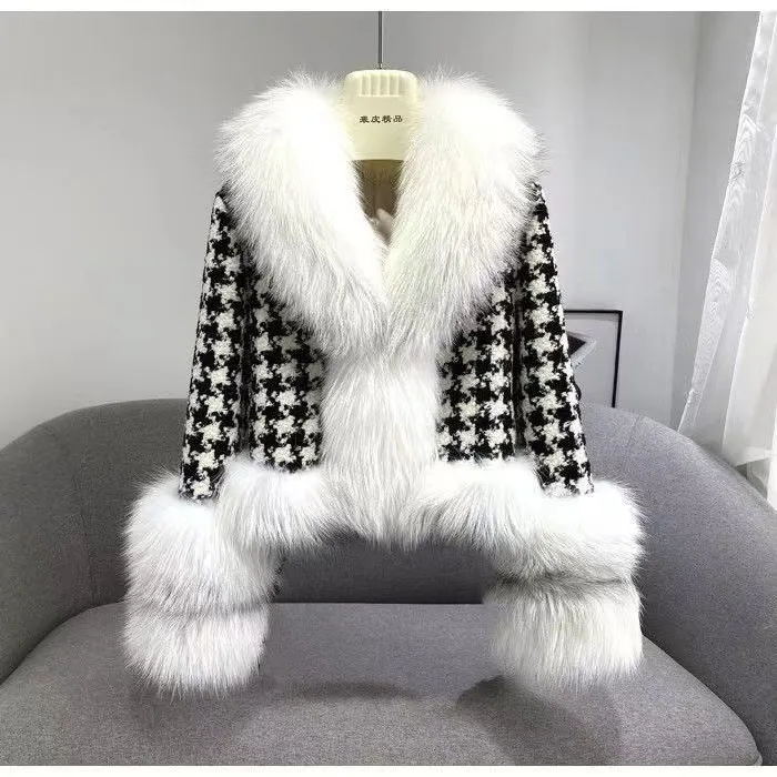 Fur Coat Women's Short Houndstooth Fur Collar Silver Fox Fur Jacket - White