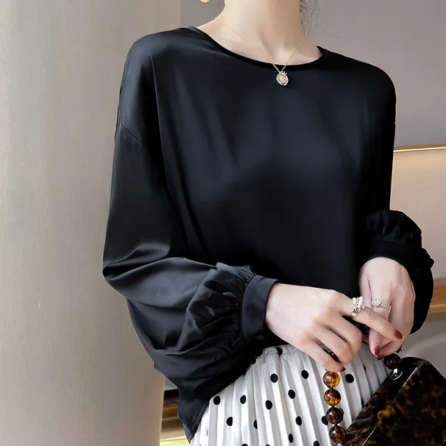 High grade Round Neck Collarbone Simple Graceful T shirt Black - Shop at LoveMi