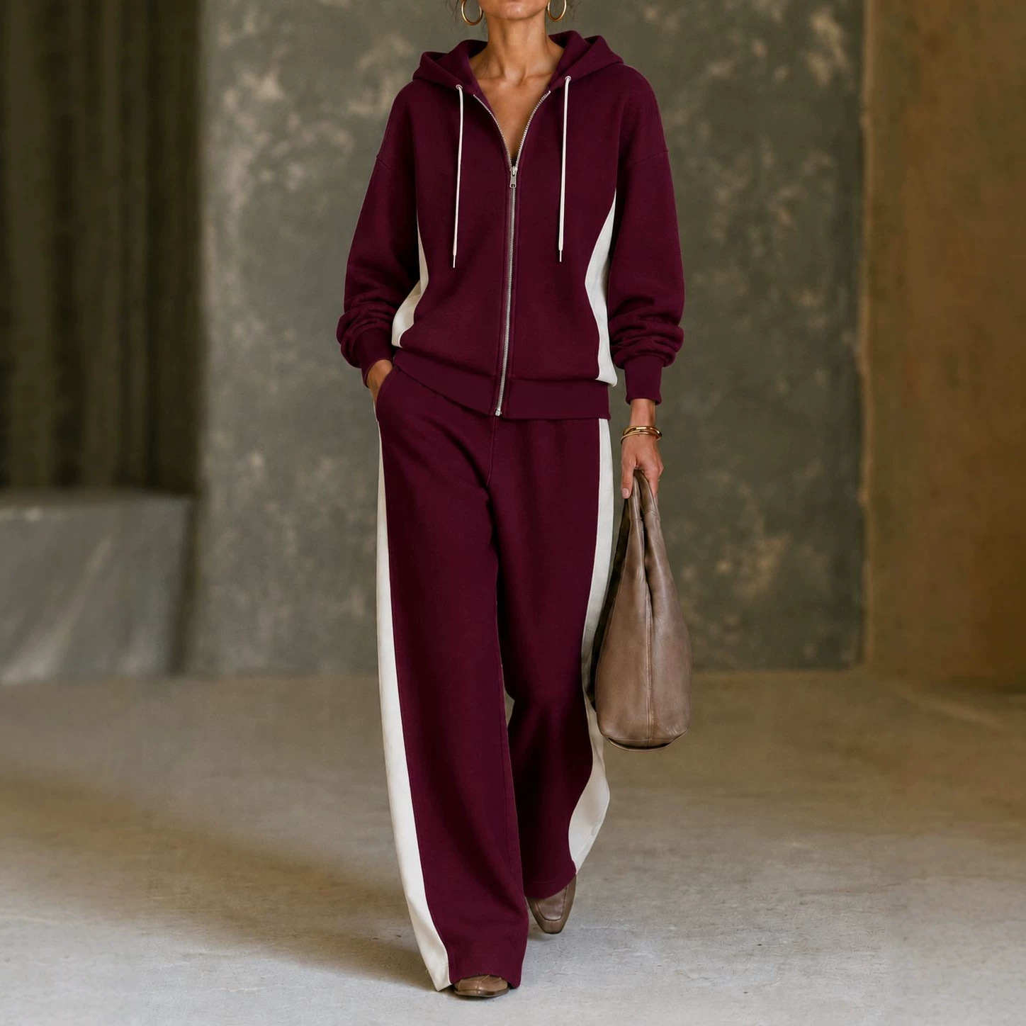 Stylisme de l'ensemble avec pantalon large pour femme