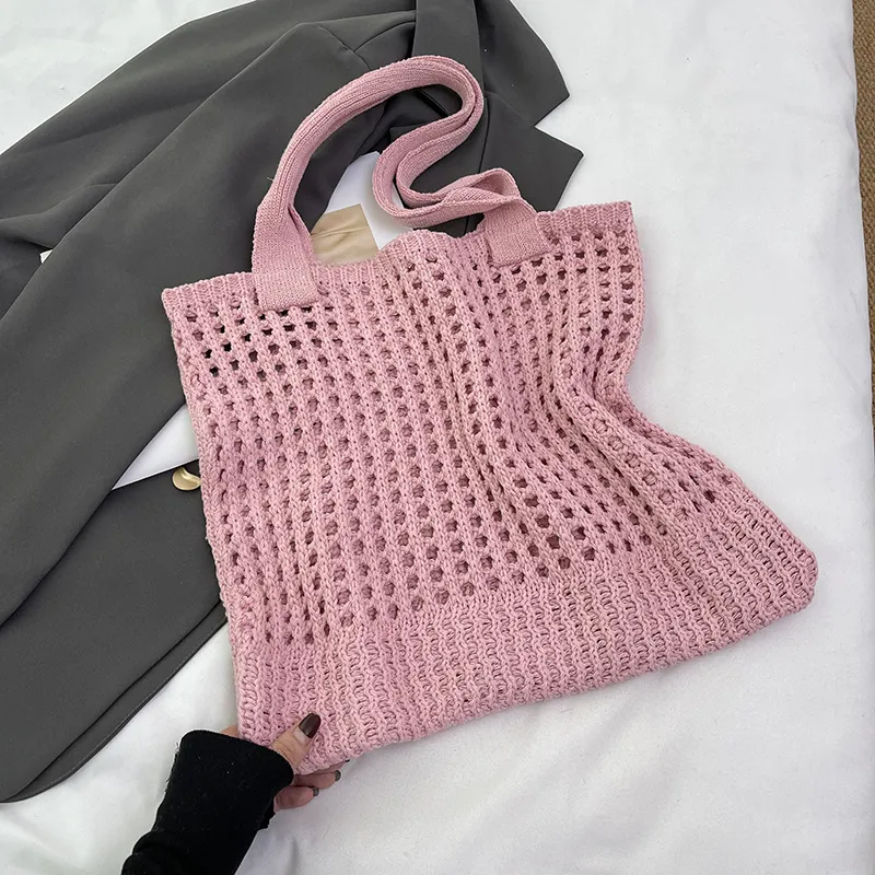Women's Hollow Knitted Large Capacity Shoulder Bag - Pink