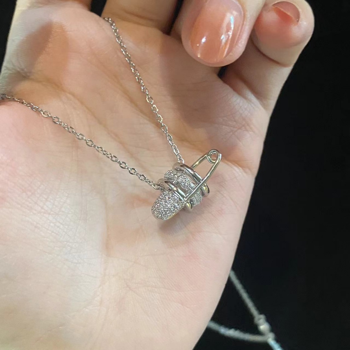 Pin Small Waist Necklace Niche Pendant Simple