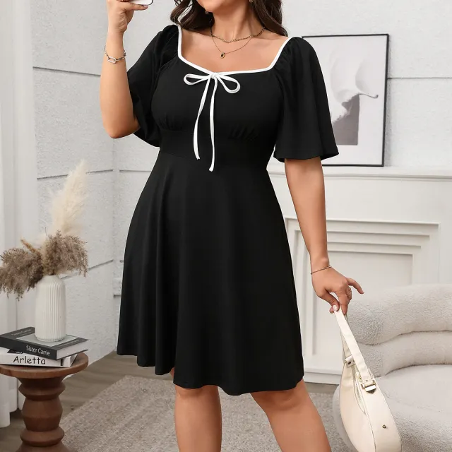 Slim fit Loose fitting Women's Dress With A Square Neckline And Short Sleeves Black - Shop at LoveMi